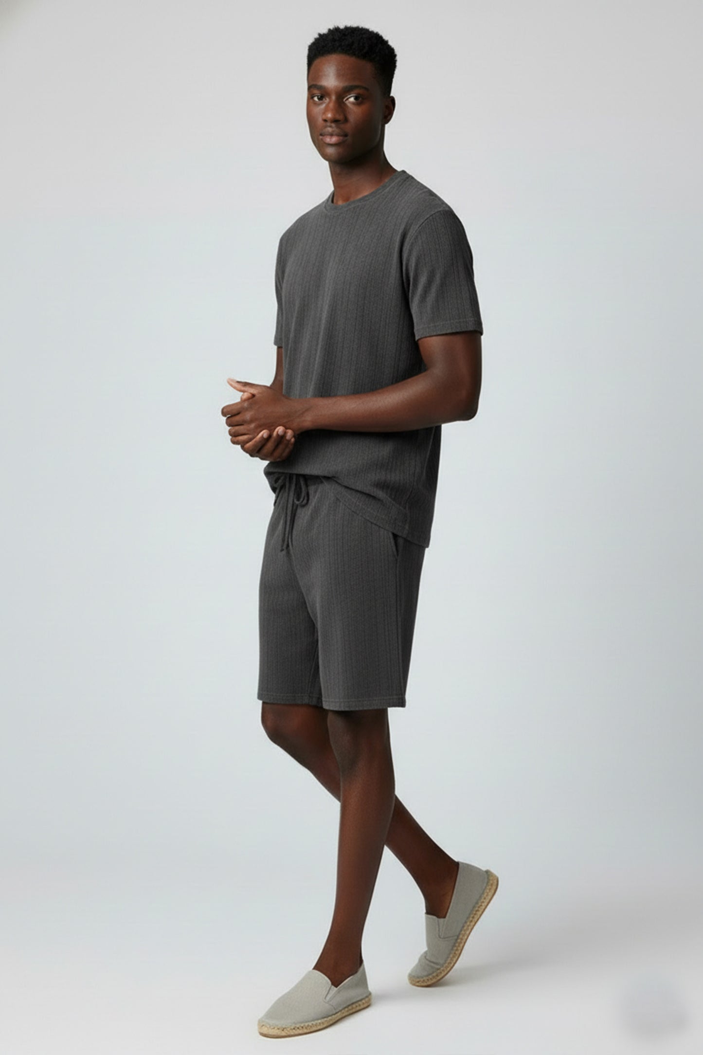 Men's Short Sleeve Textured T-Shirt & Shorts (Charcoal)