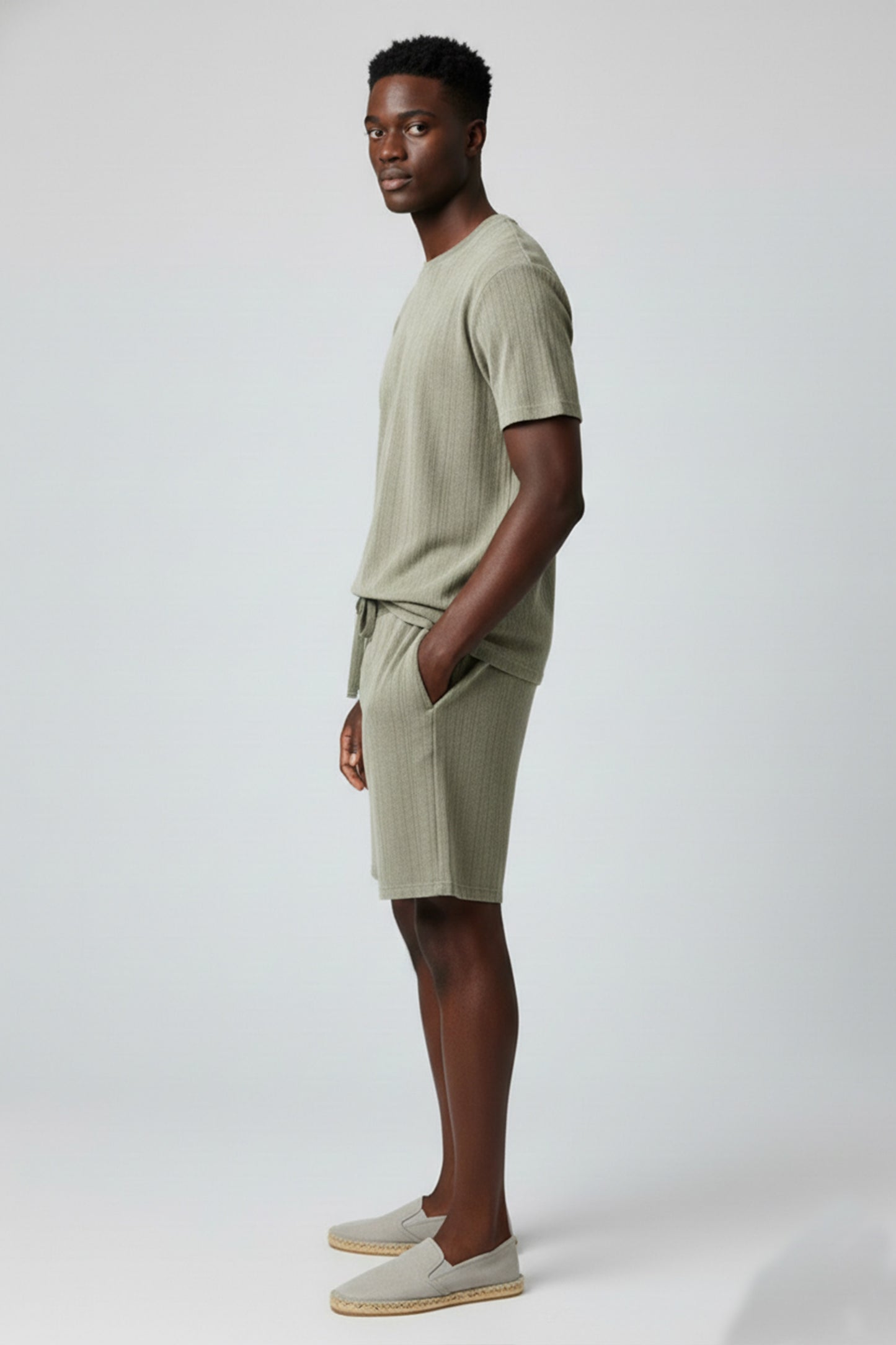 Men's Short Sleeve Textured T-Shirt & Shorts (Olive)