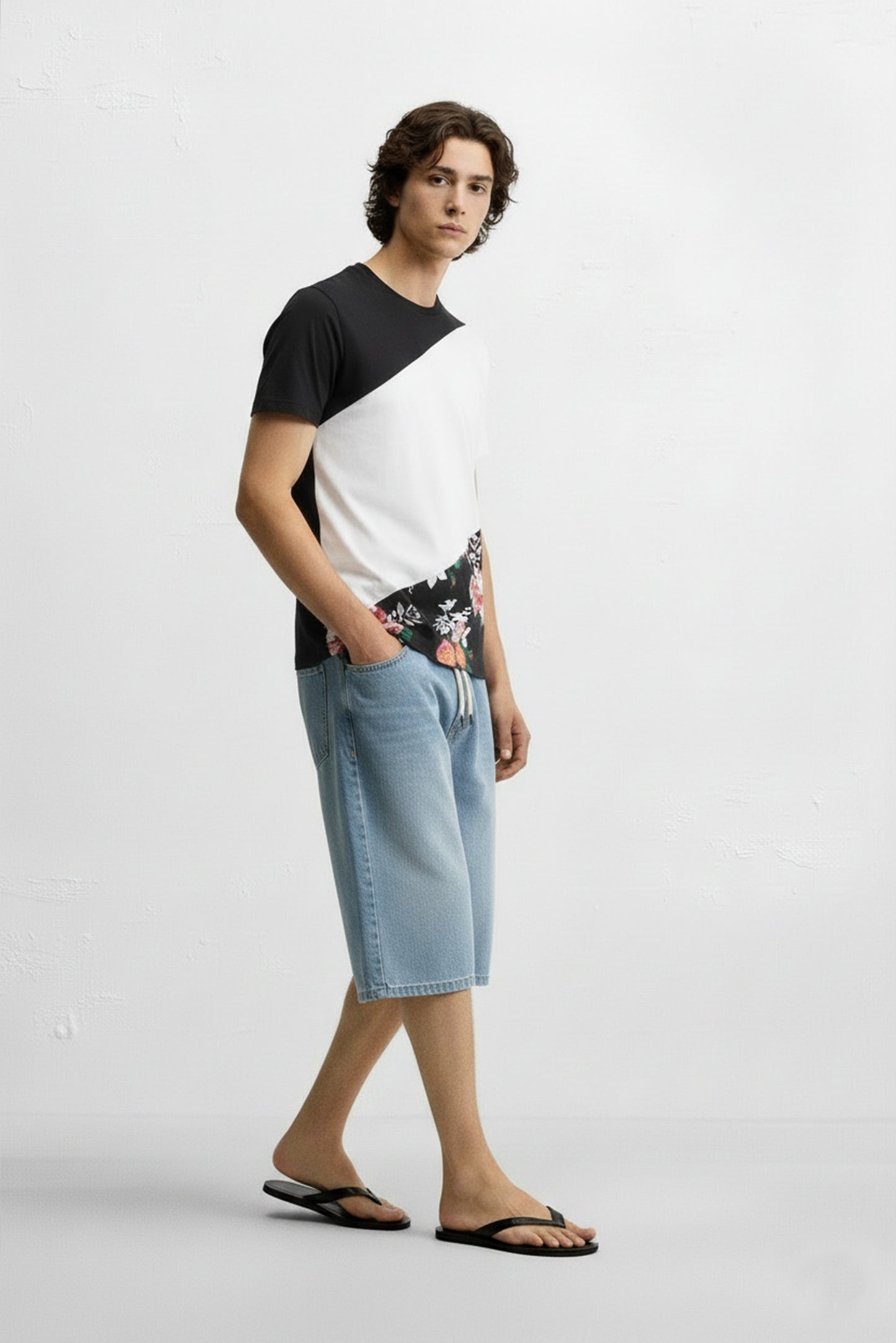 Hawksbay Men's Printed T-Shirt